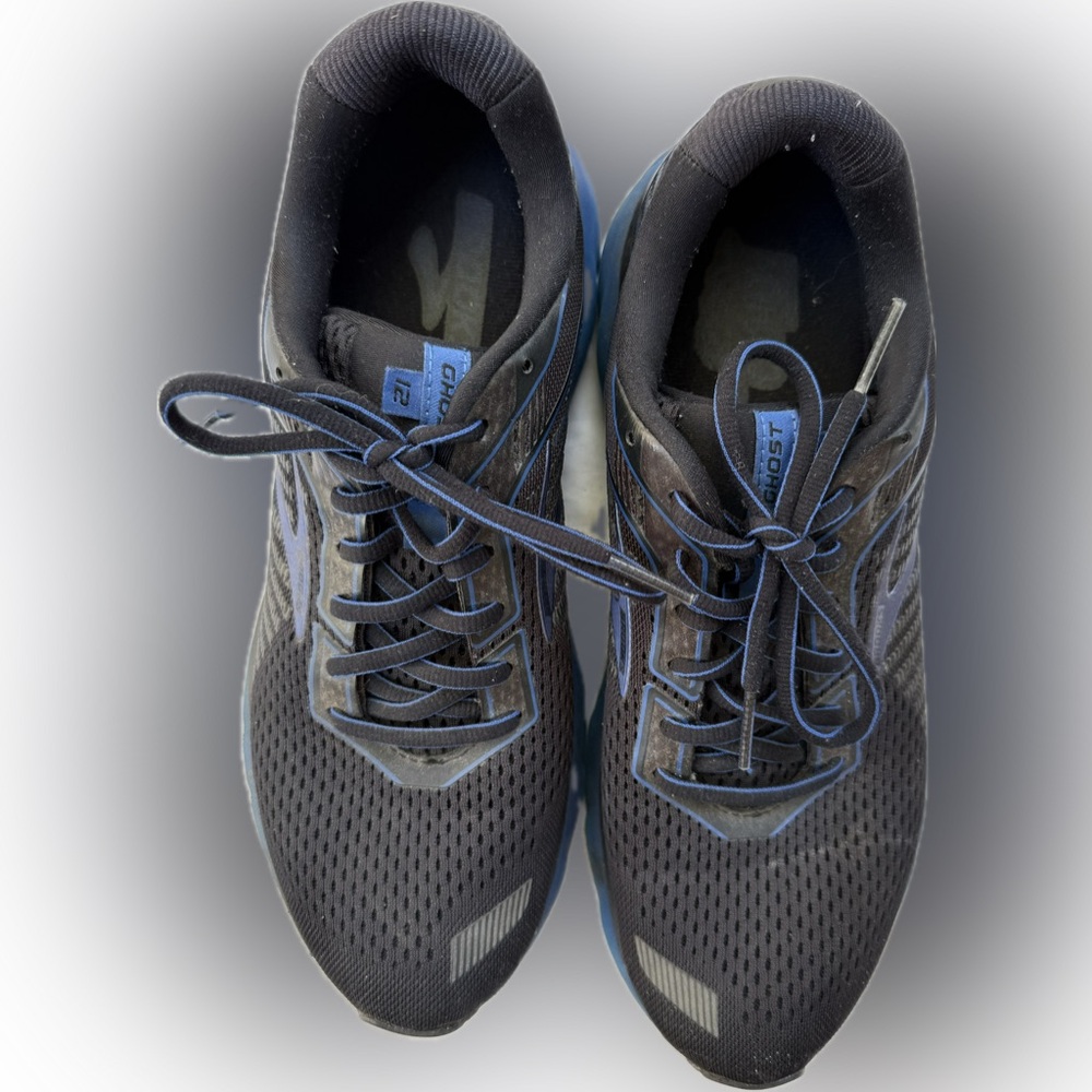 Brooks Ghost Men's Black and Blue Athletic Shoes